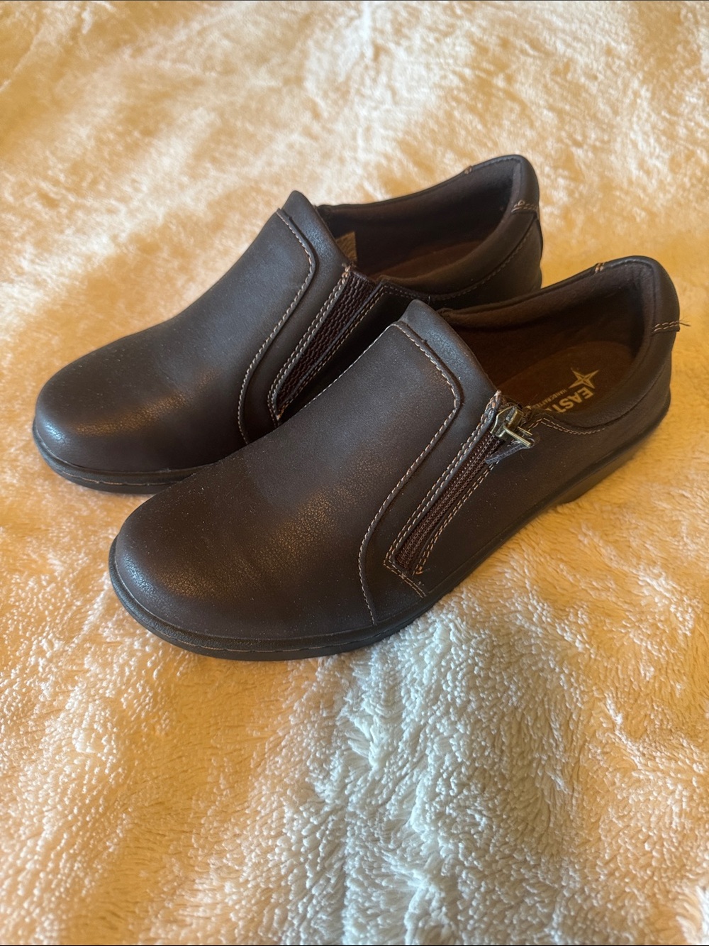 Eastland Men's Dark Brown Slip-On Loafer with Side Zip